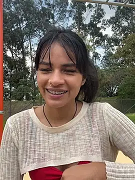 Snapshot of Samara_Homescapes chatting on February 12, 2026, 6:25 pm Samara Homescapes online show from February 12, 2026, 6:25 pm