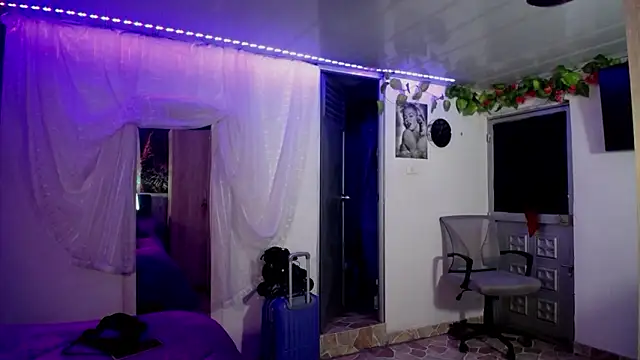 Snapshot of Samara_Homescapes chatting on February 26, 2026, 5:17 am Samara Homescapes online show from February 26, 2026, 5:17 am