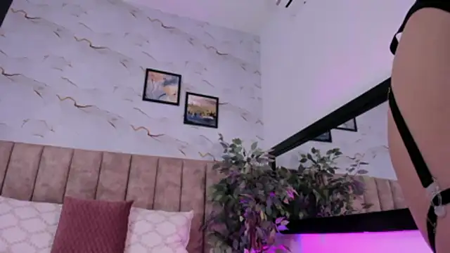 Snapshot of Ivy_Spicy chatting on May 28, 2026, 8:39 pm Ivy Spicy online show from May 28, 2026, 8:39 pm