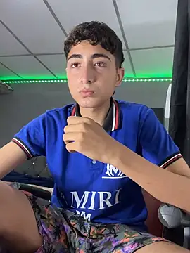 MathieuAGT online show from October 31, 2025, 11:50 pm