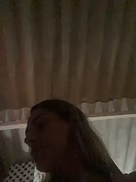 sabrinaneves online show from April 12, 2026, 9:20 pm