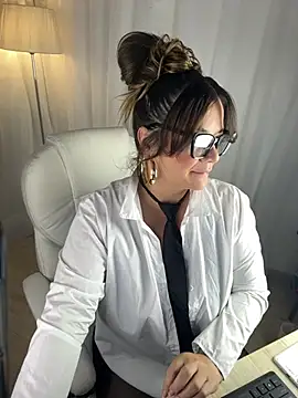 best secret online show from April 10, 2026, 10:20 am