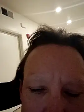 Snapshot of Karebearz1 chatting on March 28, 2026, 10:59 am Karebearz1 online show from March 28, 2026, 10:59 am