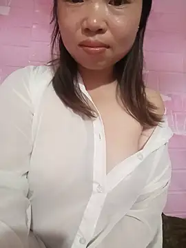 julybe online show from July 28, 2026, 3:21 pm