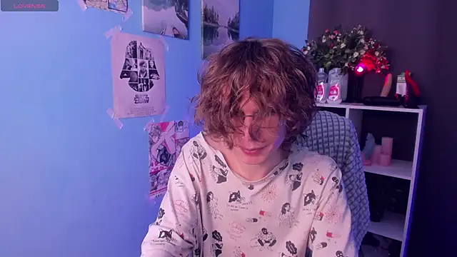 Snapshot of LeoBensyten chatting on January 17, 2026, 3:06 pm LeoBensyten online show from January 17, 2026, 3:06 pm