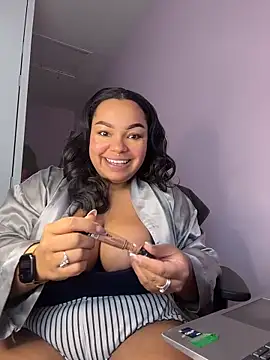 kennedylorel online show from November 4, 2025, 1:54 pm