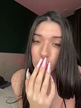 Snapshot of Kattyschwarz chatting on November 29, 2025, 8:01 pm Kattyschwarz online show from November 29, 2025, 8:01 pm