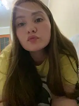 Snapshot of Regina_Lynne chatting on November 3, 2025, 3:46 pm Regina Lynne online show from November 3, 2025, 3:46 pm