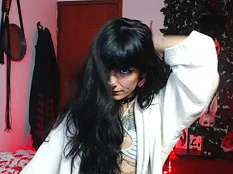 CarrieBurton online show from November 2, 2025, 3:25 pm