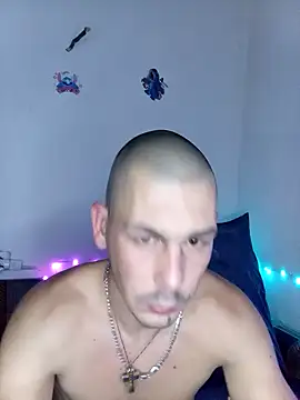 Laurazec online show from November 5, 2025, 7:25 pm