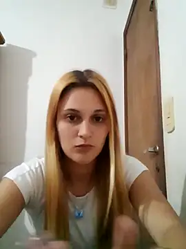 Snapshot of larubia_arg chatting on November 20, 2025, 3:50 am larubia arg online show from November 20, 2025, 3:50 am