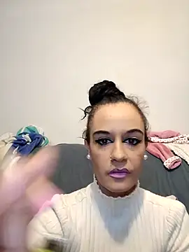 yummy love online show from November 17, 2025, 6:30 am