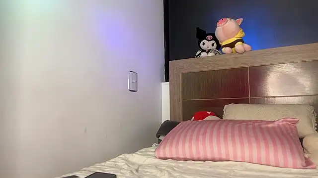 Raven DeVille online show from January 13, 2026, 4:29 am