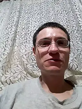Snapshot of everbrazilianpr chatting on July 24, 2026, 9:40 am everbrazilianpr online show from July 24, 2026, 9:40 am