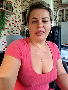 Snapshot of MilkySky chatting on May 24, 2026, 10:42 am MilkySky online show from May 24, 2026, 10:42 am