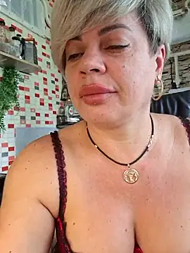 MilkySky online show from June 4, 2026, 8:09 am