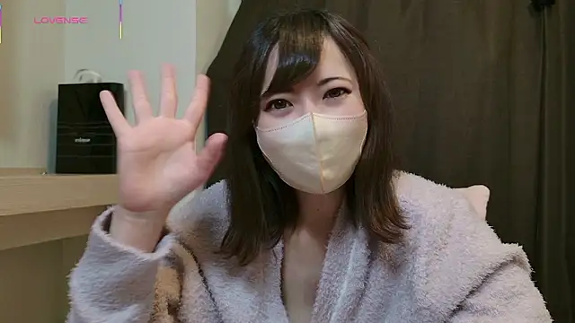 Miyo   online show from April 13, 2026, 10:15 pm