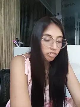 Valk submissive online show from March 27, 2026, 4:18 am