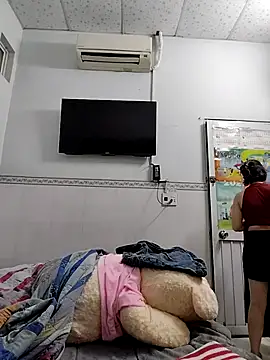 Liveryta online show from November 3, 2025, 1:23 pm