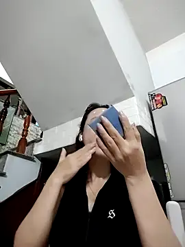 Liveryta online show from November 5, 2025, 1:38 am