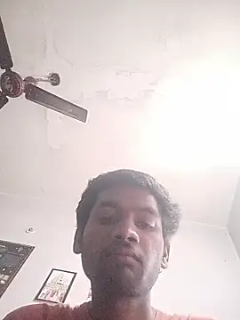 Snapshot of PackagedCostar chatting on November 11, 2025, 3:50 am PackagedCostar online show from November 11, 2025, 3:50 am