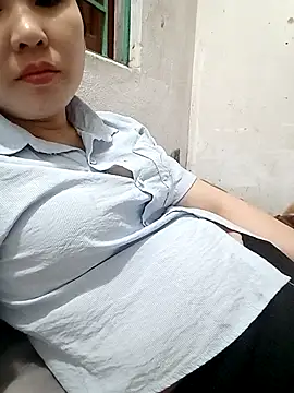 Elina 99 online show from November 7, 2025, 1:05 am