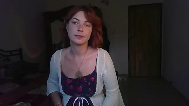 Snapshot of Alice_honey_ chatting on December 18, 2025, 11:16 am Alice honey online show from December 18, 2025, 11:16 am