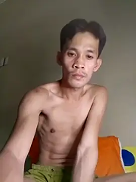 Snapshot of Hot-babyyboy30 chatting on November 18, 2025, 1:33 am Hot-babyyboy30 online show from November 18, 2025, 1:33 am