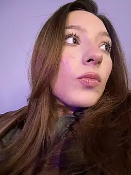 LilluKatten online show from April 2, 2026, 10:13 am