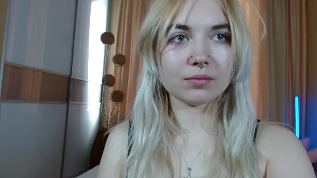 RiskIrina online show from November 3, 2025, 10:38 am