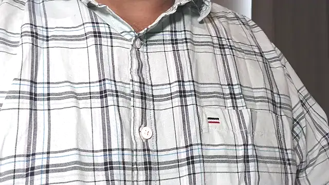 Snapshot of SUN-MON-69 chatting on November 27, 2025, 4:53 pm SUN-MON-69 online show from November 27, 2025, 4:53 pm