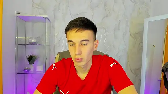 Snapshot of MarkKullen chatting on November 2, 2025, 1:24 pm MarkKullen online show from November 2, 2025, 1:24 pm