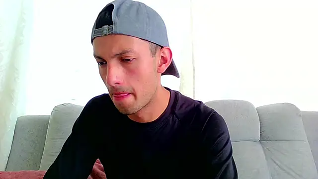 dylan drakee online show from November 12, 2025, 2:28 pm