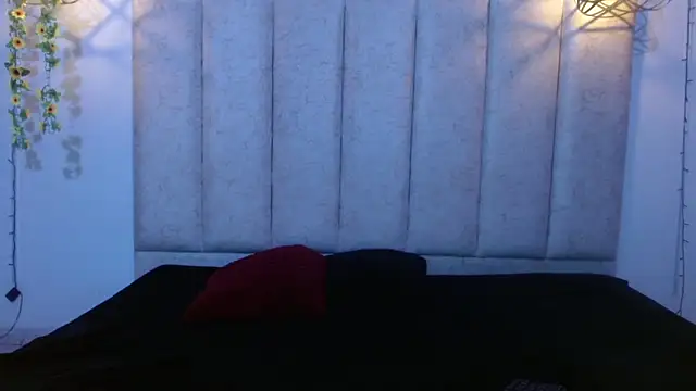 roseandethancs online show from November 5, 2025, 3:39 am