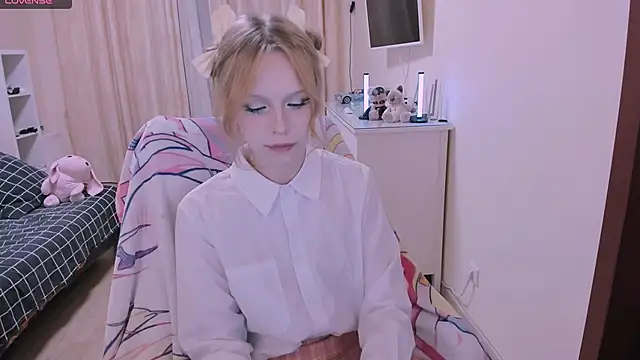 sunkissedsin online show from December 13, 2025, 11:32 pm