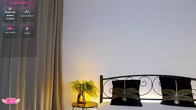 ColiJang online show from November 14, 2025, 2:27 pm