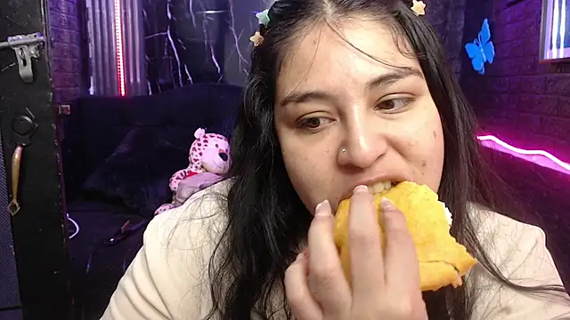 Snapshot of lehia_285 chatting on April 23, 2026, 2:08 pm lehia 285 online show from April 23, 2026, 2:08 pm