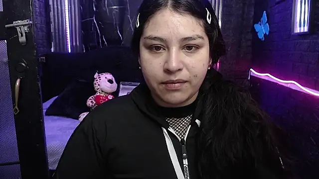 Snapshot of lehia_285 chatting on May 18, 2026, 1:06 pm lehia 285 online show from May 18, 2026, 1:06 pm
