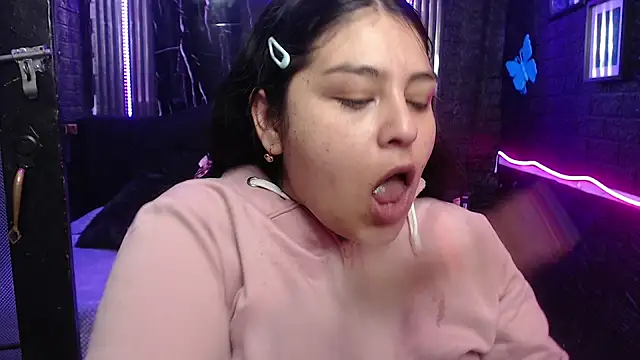 Snapshot of lehia_285 chatting on May 19, 2026, 1:06 pm lehia 285 online show from May 19, 2026, 1:06 pm