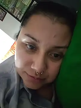 Snapshot of CurvyNoir chatting on March 21, 2026, 2:38 am CurvyNoir online show from March 21, 2026, 2:38 am