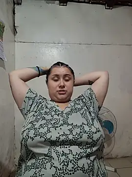 CurvyNoir online show from June 6, 2026, 2:05 am