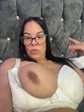 sofia lopez70 online show from May 25, 2026, 12:55 pm