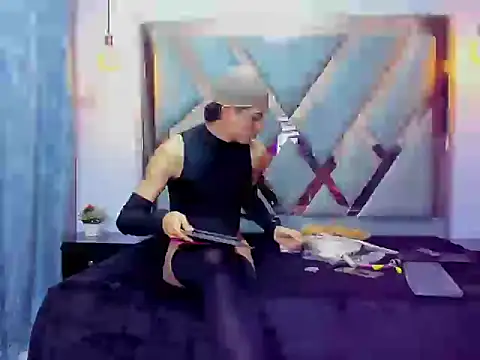 RegannTaylor online show from December 4, 2025, 12:58 pm