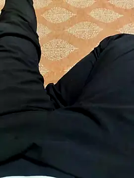 Snapshot of Your_lover_real chatting on November 7, 2025, 5:07 am Your lover real online show from November 7, 2025, 5:07 am