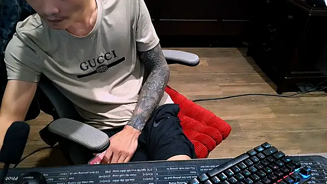  lulu9999  online show from November 30, 2025, 2:21 pm