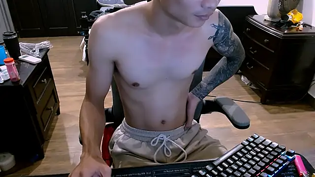  lulu9999  online show from December 19, 2025, 10:50 pm