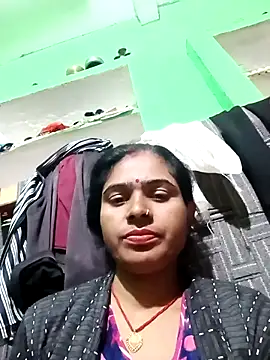 Snapshot of Rsr-1 chatting on October 31, 2025, 9:05 pm Rsr-1 online show from October 31, 2025, 9:05 pm