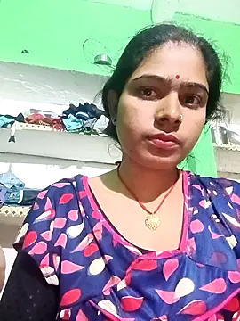 Snapshot of Rsr-1 chatting on November 4, 2025, 11:04 pm Rsr-1 online show from November 4, 2025, 11:04 pm