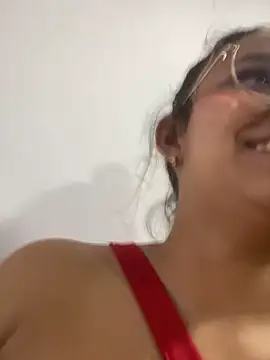 liahot69 online show from May 19, 2026, 12:49 am