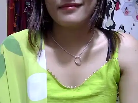 Snapshot of maira_33 chatting on July 18, 2026, 2:10 pm maira 33 online show from July 18, 2026, 2:10 pm